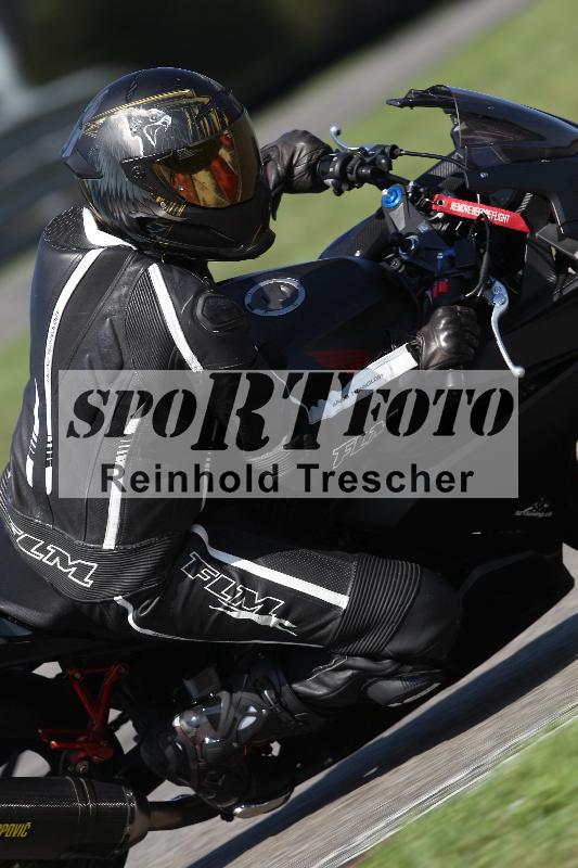 Archiv-2022/57 29.08.2022 Plüss Moto Sport ADR/Einsteiger/55